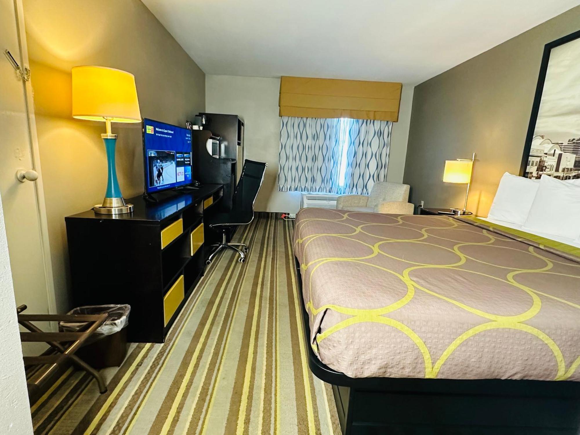 Delavan Inn And Suites Luaran gambar